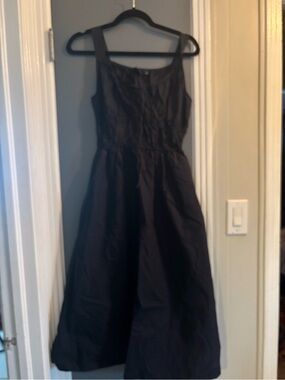 Gap Classic Sleeveless Black Midi Bodice Dress